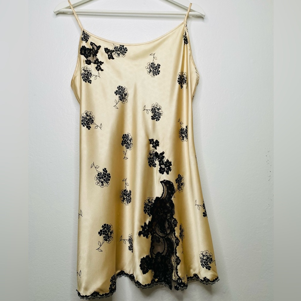 Victoria’s Secret Angels collection Y2K Satin Floral Slip